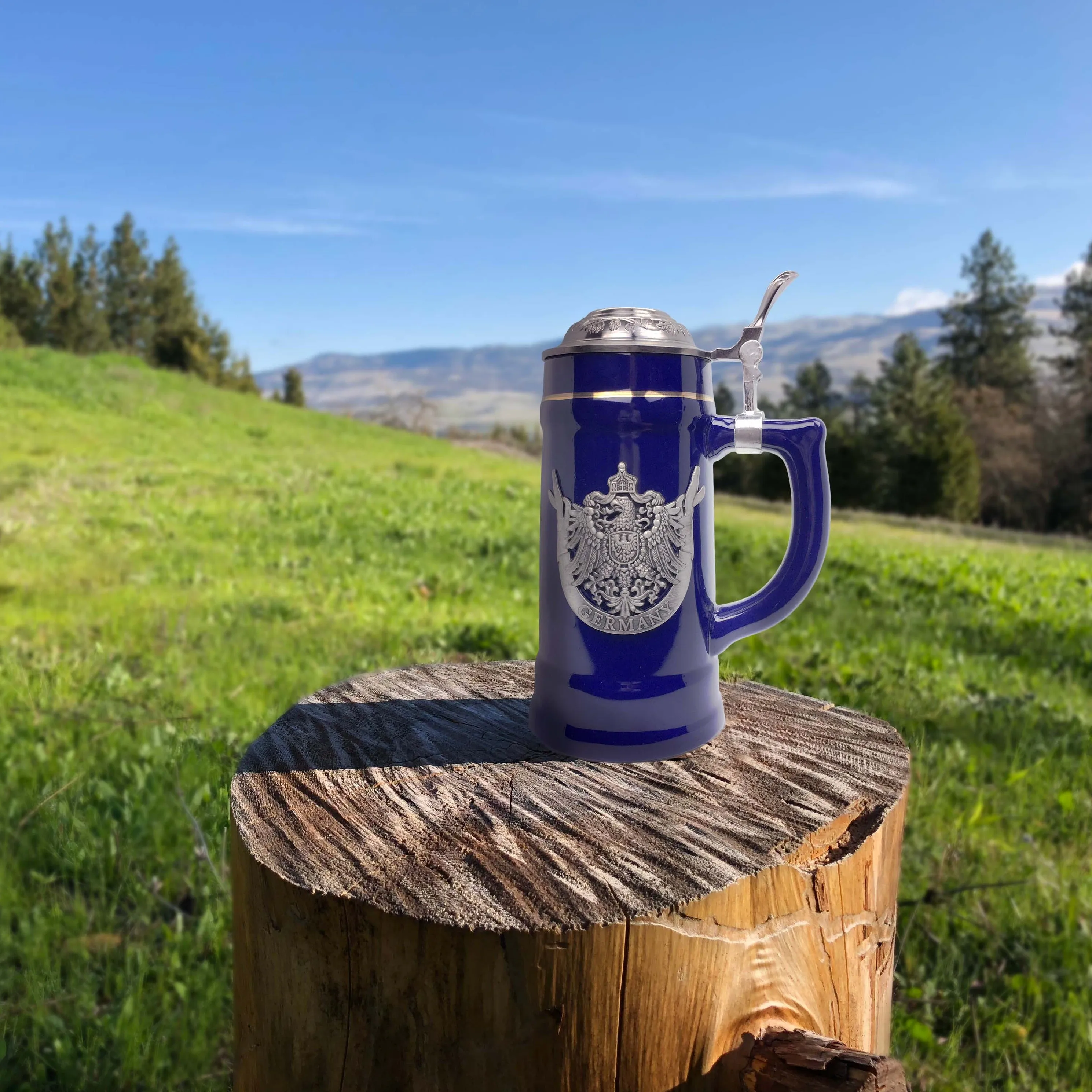 .75L Eagle Cobalt Blue Medallion Lidded German Beer Stein