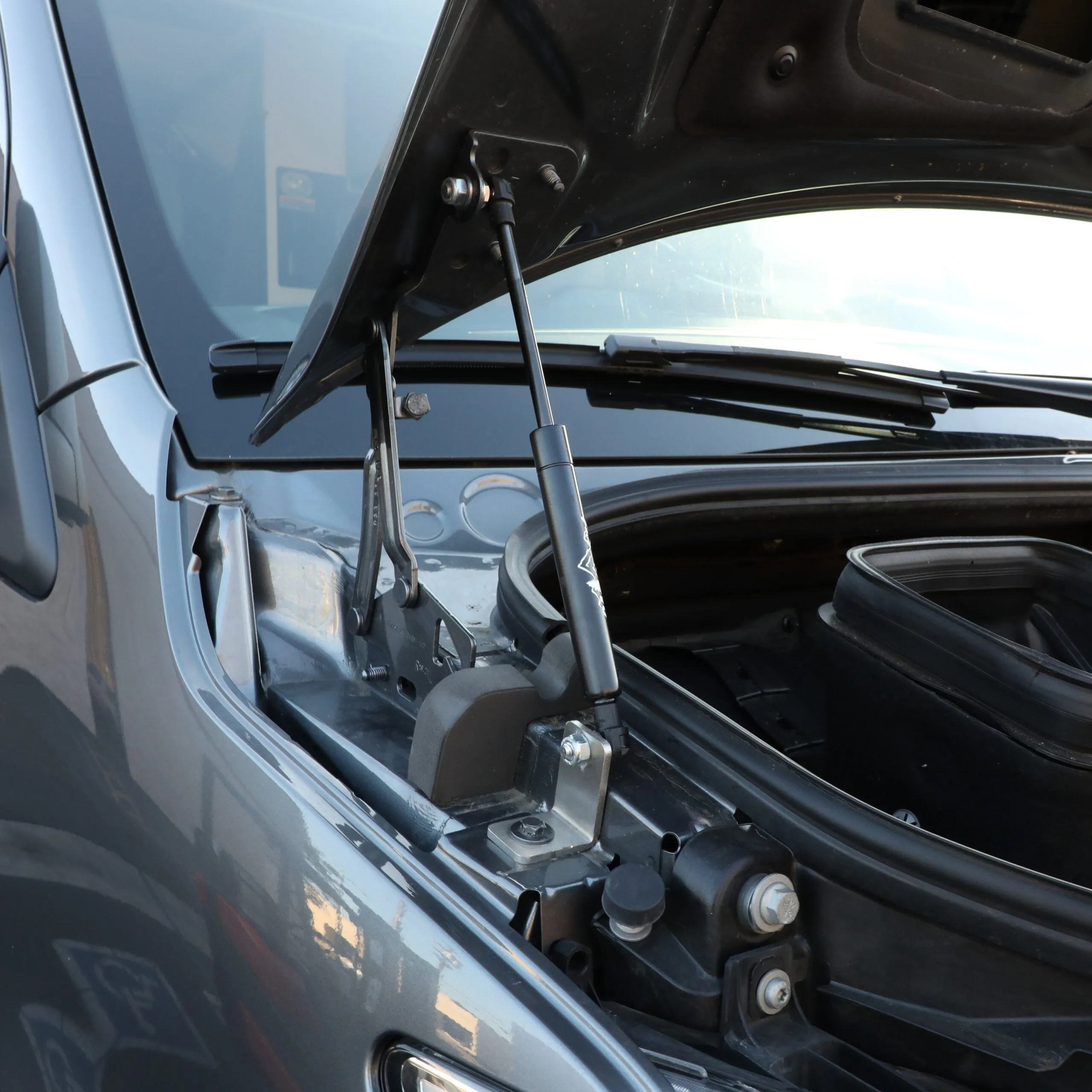 CAtuned Off-Road Hood Struts for Mercedes-Benz Sprinter