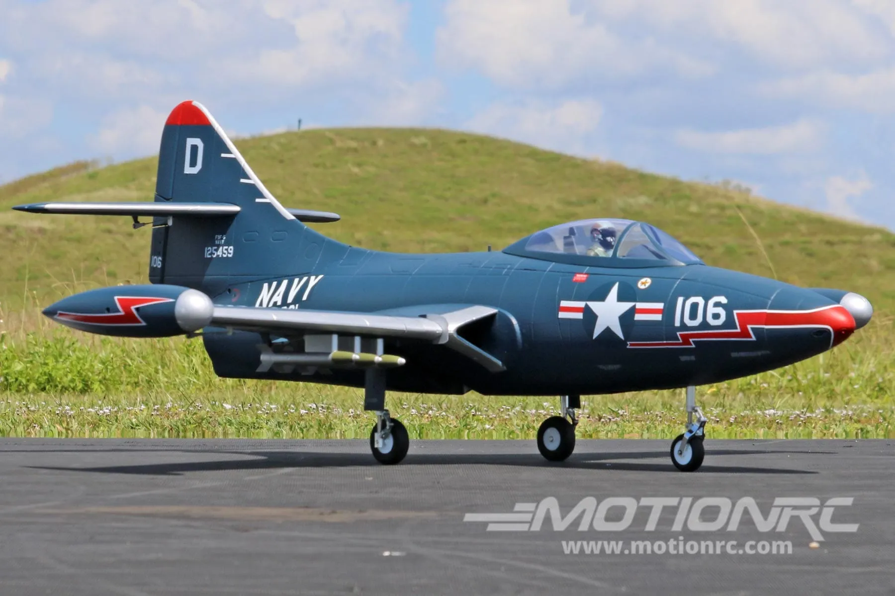 Freewing F9F Panther 70mm EDF Jet - ARF PLUS