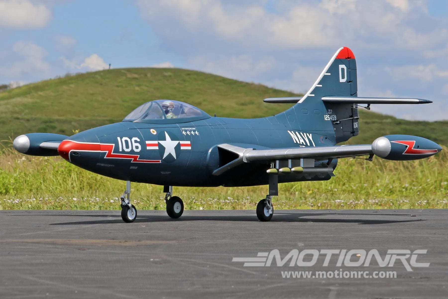 Freewing F9F Panther High Performance 70mm EDF Jet - PNP