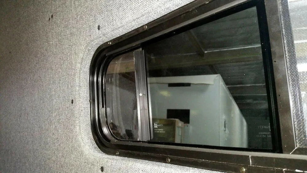 PANEL BED WINDOW 10X36 - PASSENGER SIDE